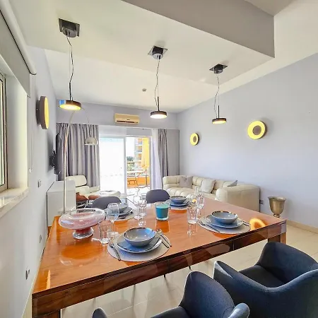 Sea-stretch Viewing Superking Flat By Bentobox Albufeira