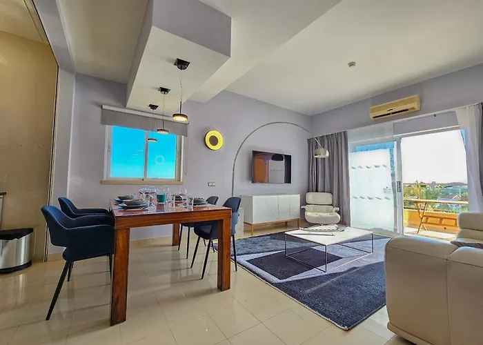 Sea-stretch Viewing Superking Flat By Bentobox * Albufeira